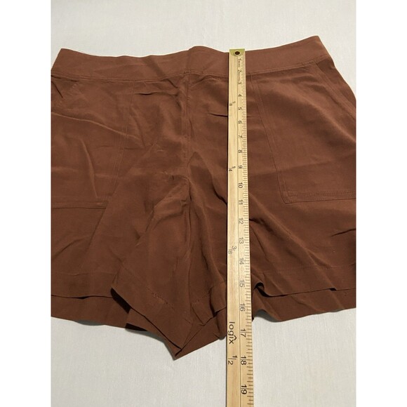 Wild fox Women’s Brown Rayon Shorts Sz XL Pull On 5” Inseam Stretch - Picture 8 of 8